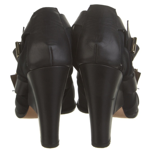 FENDI black leather strap heels sandals booties with slinky lining - Picture 5 of 5